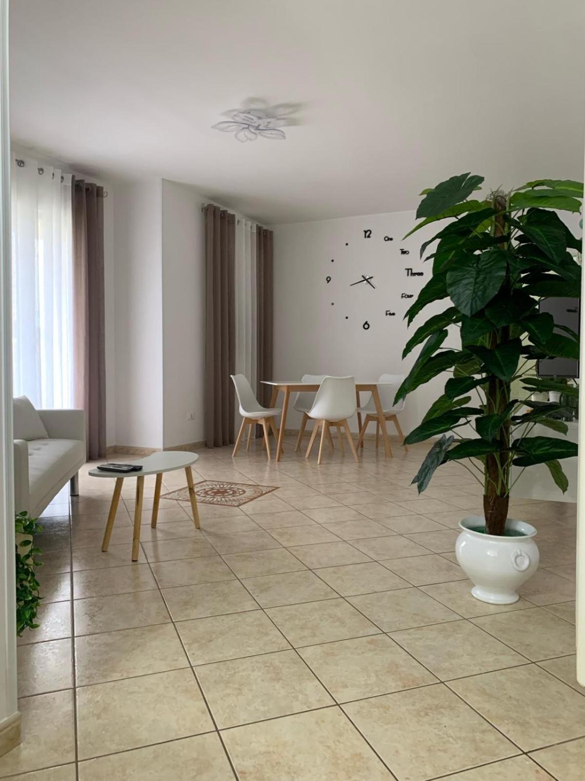 Alema Casa Vacanze Leporano Esterno foto